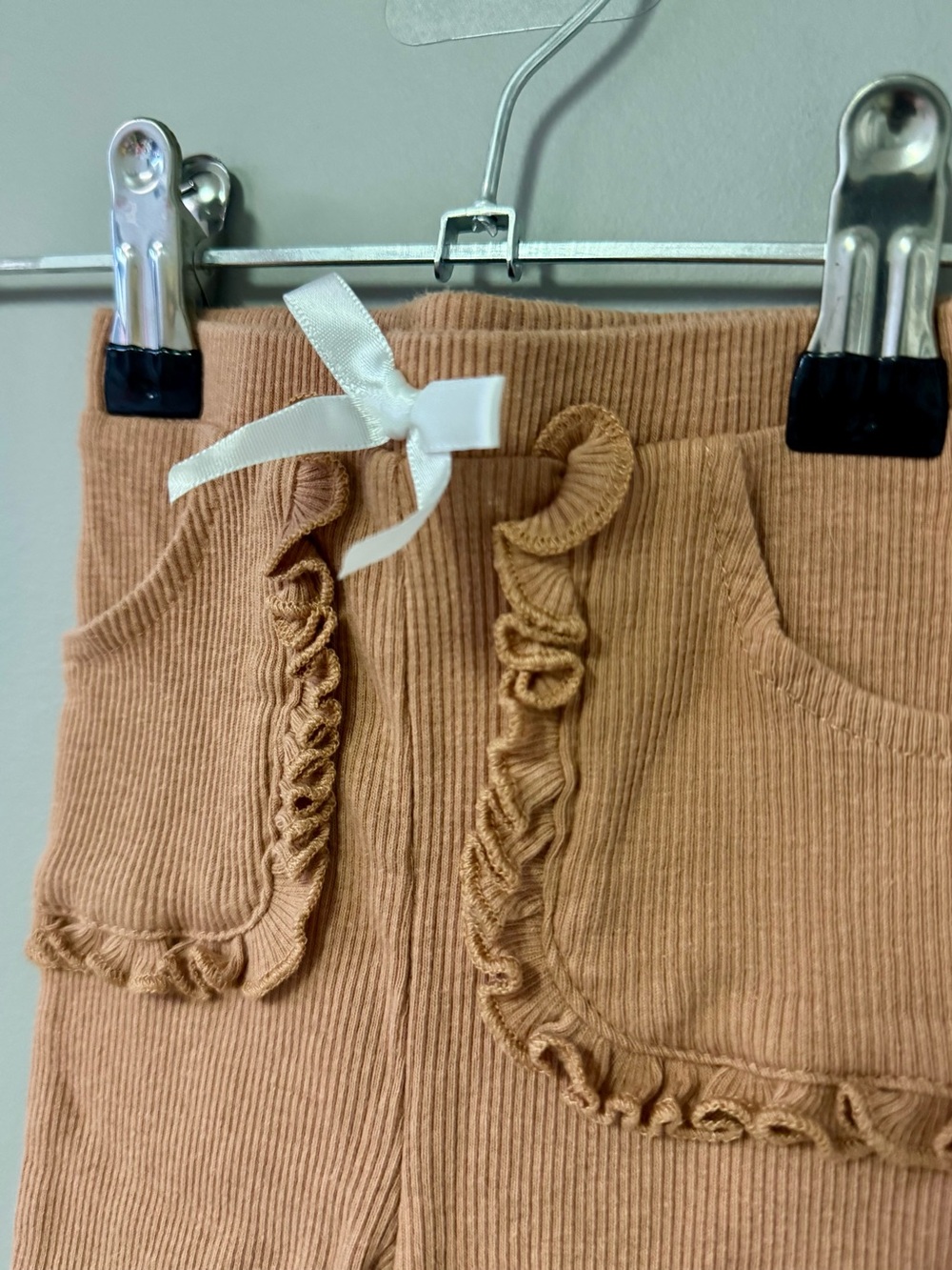 Kids Ruffle Pocket Ribbed Knit Pants - Rust - Picture 2 of 3
